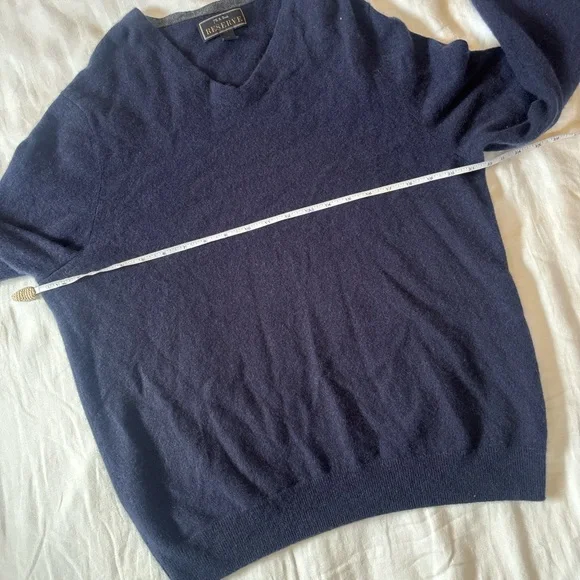 Jos. A. Bank Reserve 100% Cashmere V-Neck Sweater Navy XL